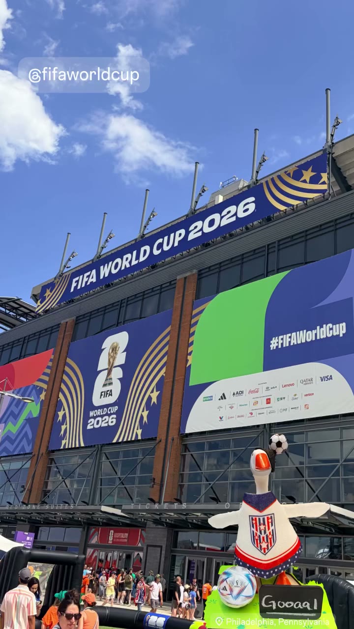 #gooseontheloose #goose #fifaworldcup2026 #deskgoose #gameday