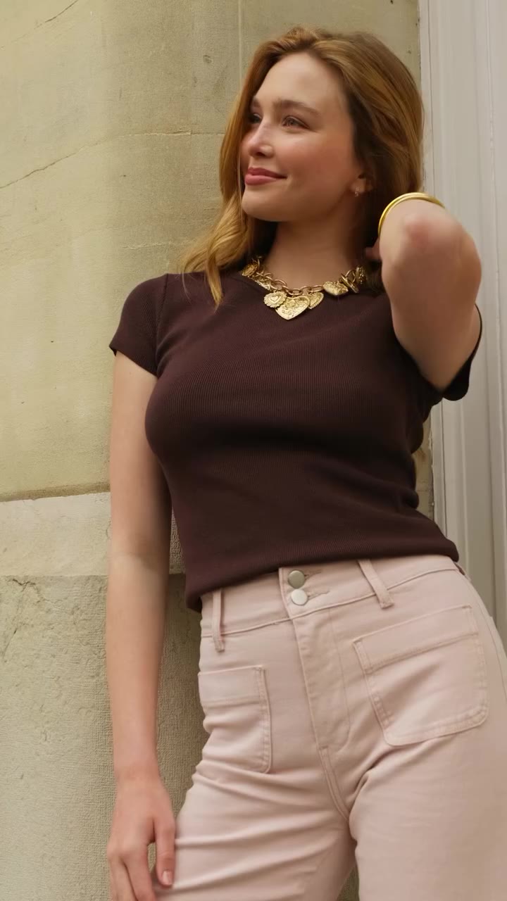 Bonjour Juillet ✨ Devenez une Femme Oraije et optez pour le denim confortable…