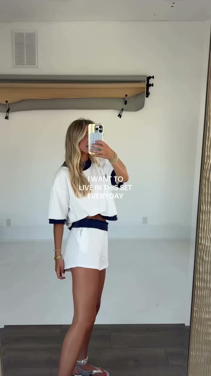You can’t beat a matching set 🤏🏼🤏🏼 Online 07.09 @ 7:00PM EST! #shopping…