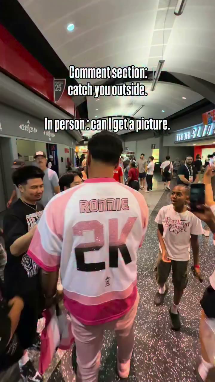 A thousand comments say one thing. A line of people in person says another