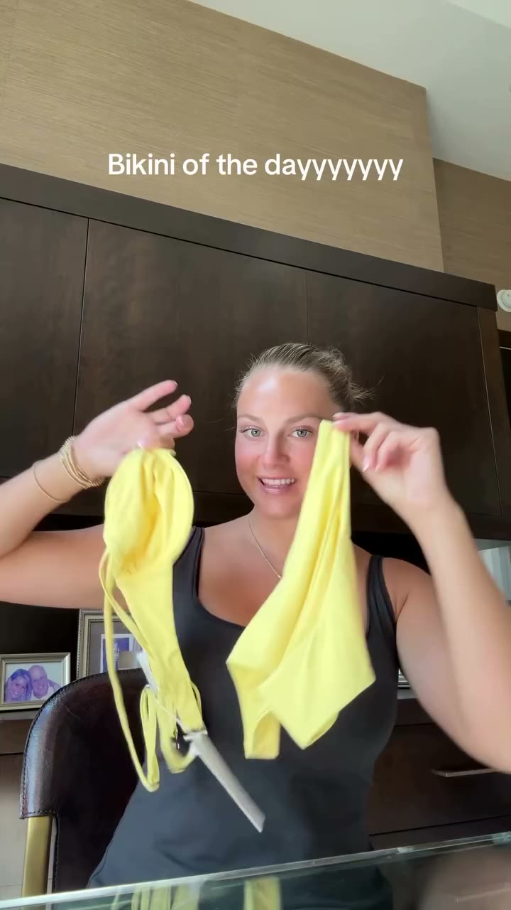 Bikini of the day! Tap the link in this video to shop! ☀️💛
