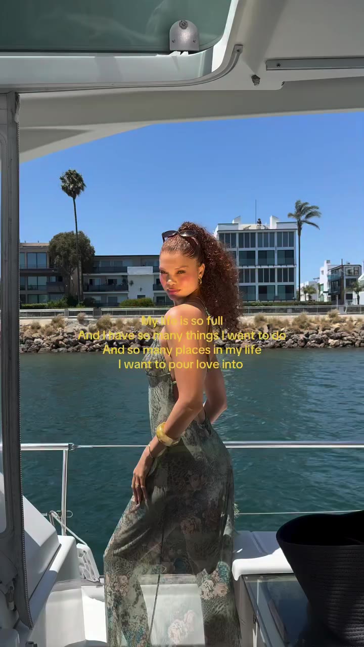 What a blessing that this is how I am spending my Tuesday afternoon 🛥️ Thank…