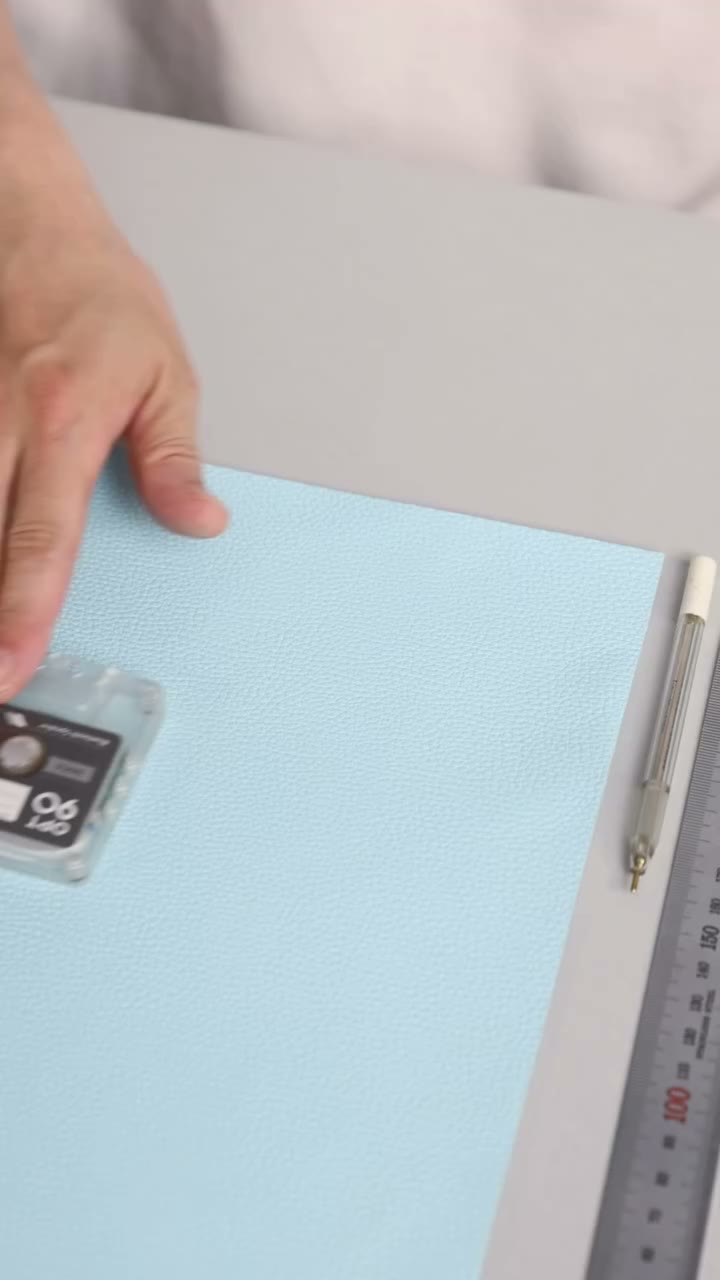 Cassette Tape × iPhone＝…？ #objctsio #cassettetapes