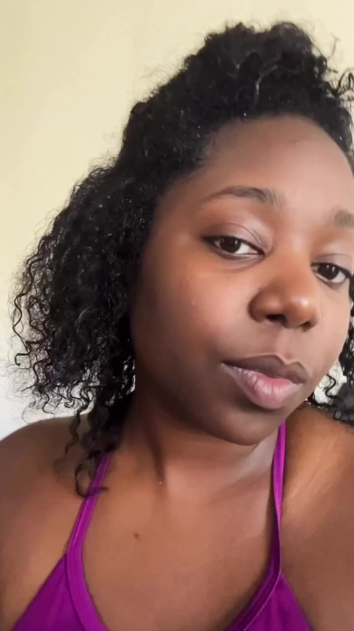 Until the heat is off hell, I’ll be wearing my curls. Thank you @donnasrecipe…
