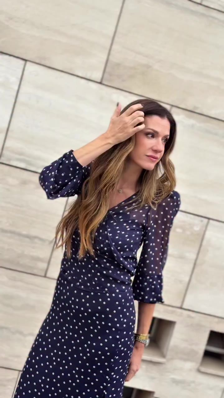💙Para las que somos fanáticas de la moda…Este es un clásico atemporal, como…