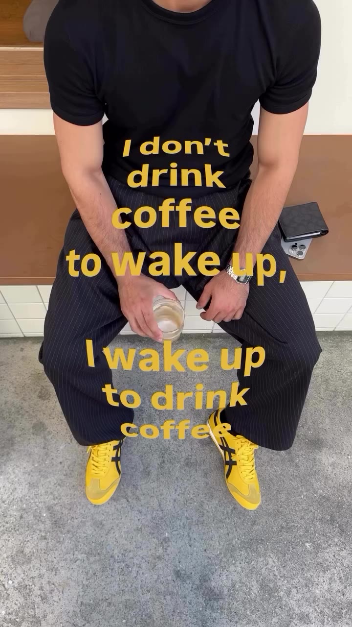 Tag a coffee lover #designrfits ☕️