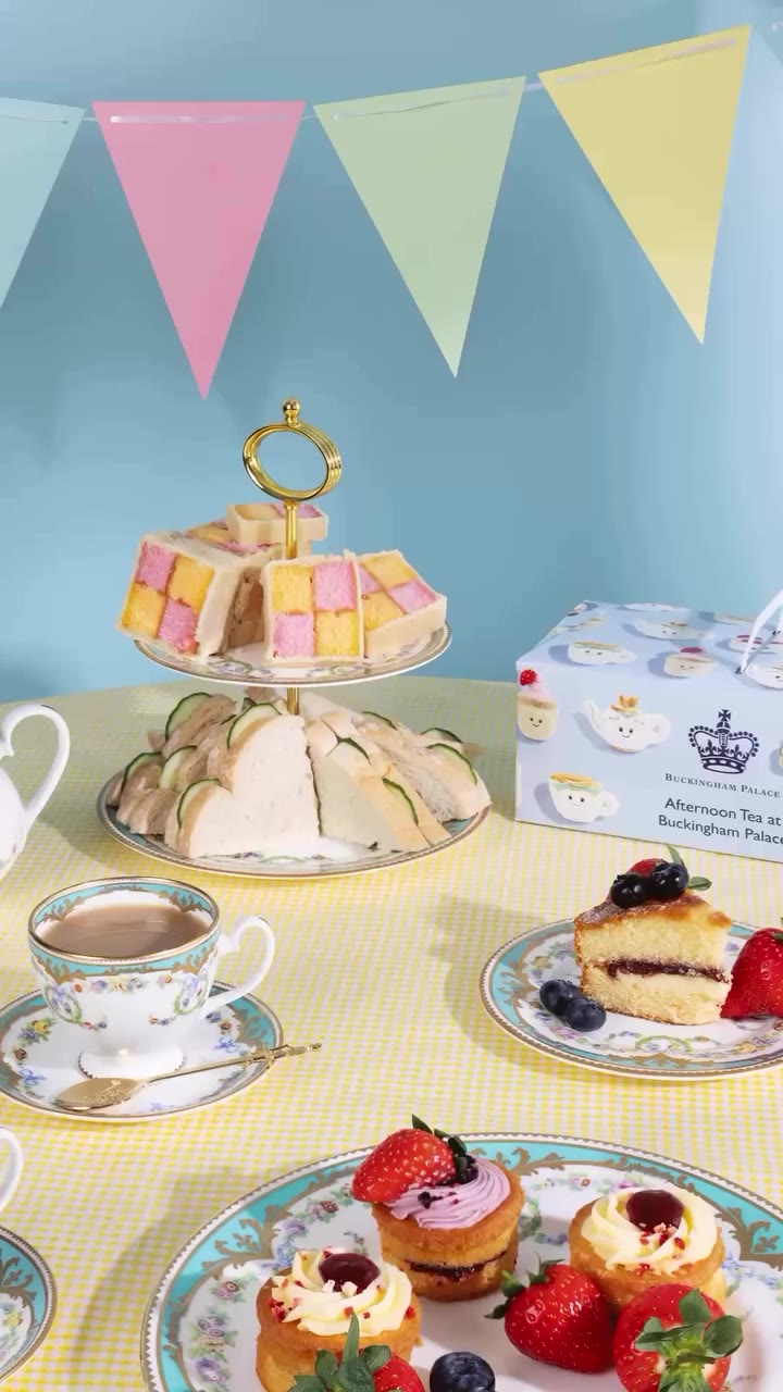 This Afternoon Tea Week, carry a touch of teatime joy wherever you go ☕️…