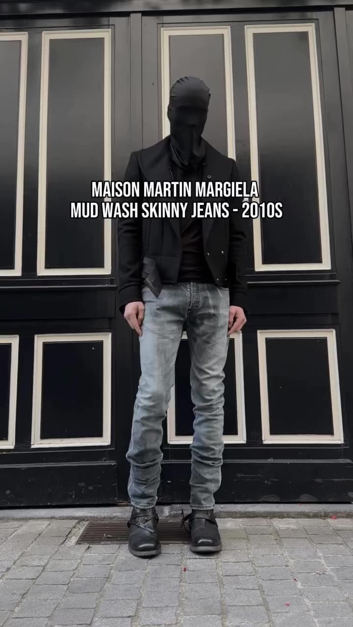 Maison Martin Margiela Mud Wash Skinny Jeans - 2010s Denim pants from the…