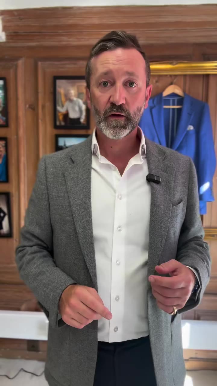 What is an unstructured jacket? #whatthetailorsays #unstructuredjacket…