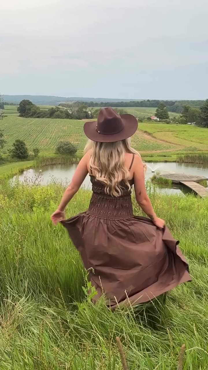 made for open fields 🤎 High Country Dress in brown western style / western…