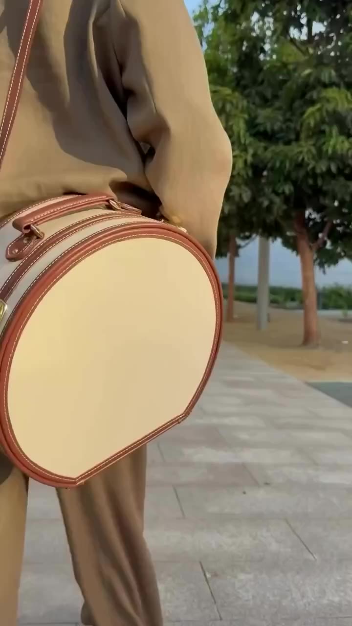 Soaking up the end of summer with the Diplomat Cream 🍨 Video by…