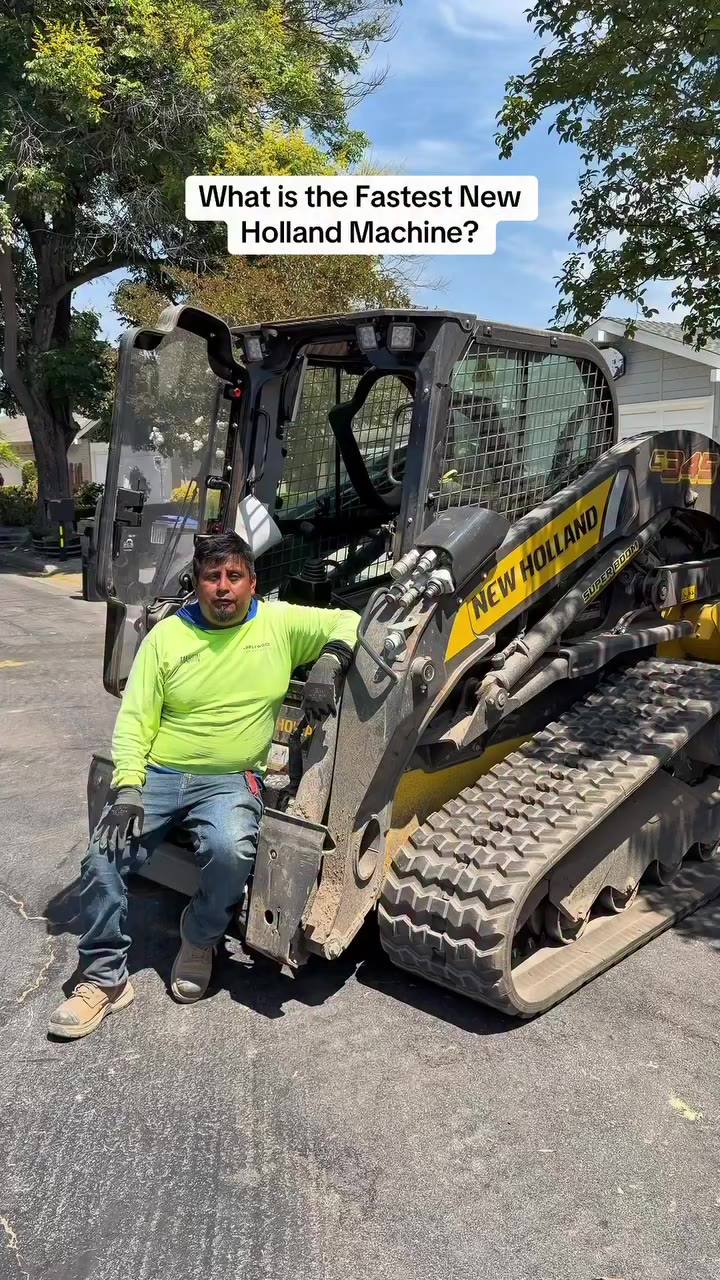 Which @newhollandconstructionna machine did you think was faster 😳…