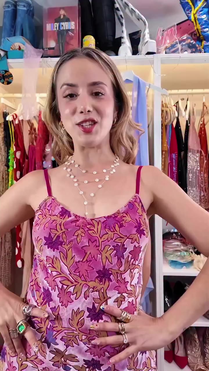 How do you think I did?! 😛🩰✨ #vintagefashion #fashion #ootd
