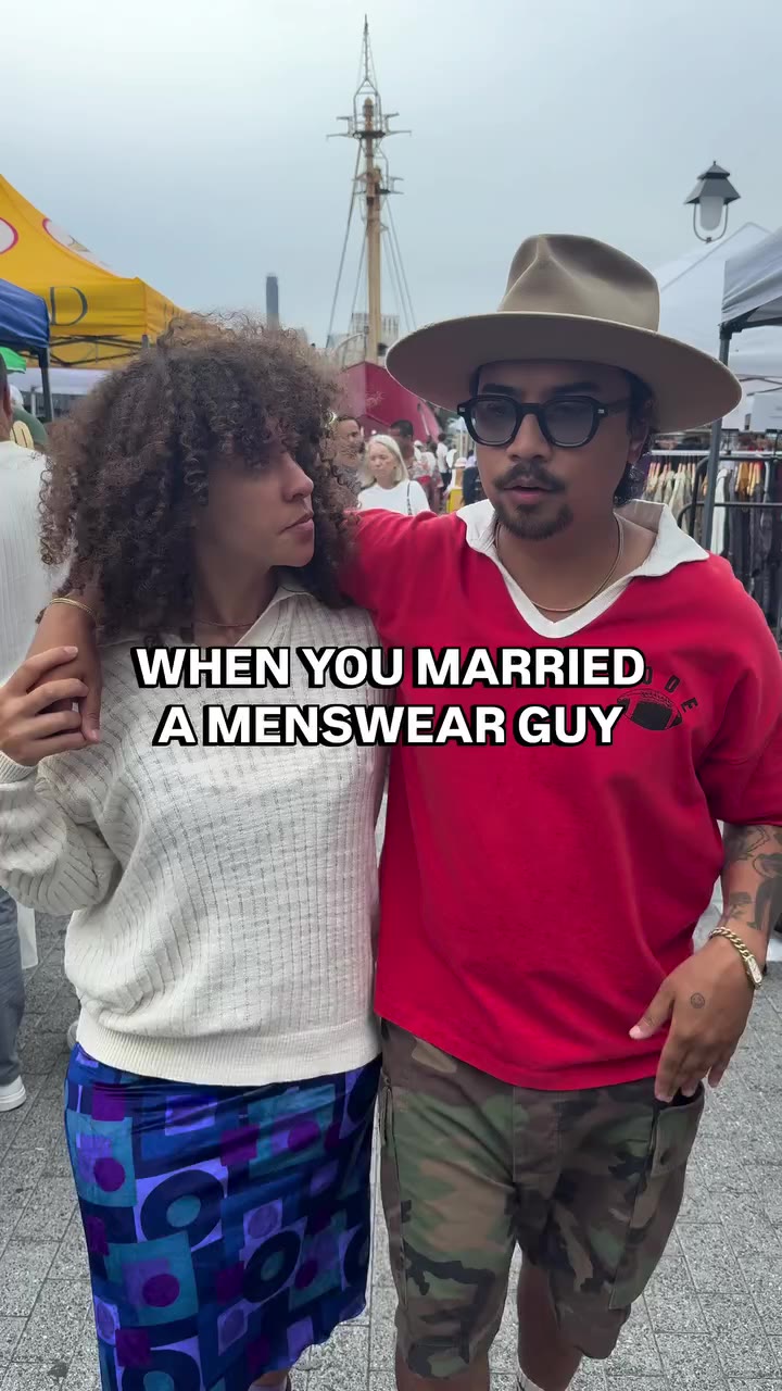 He swears! 🤞🏽🤞🏽 #married #couplegoals #vintage #skit #funny