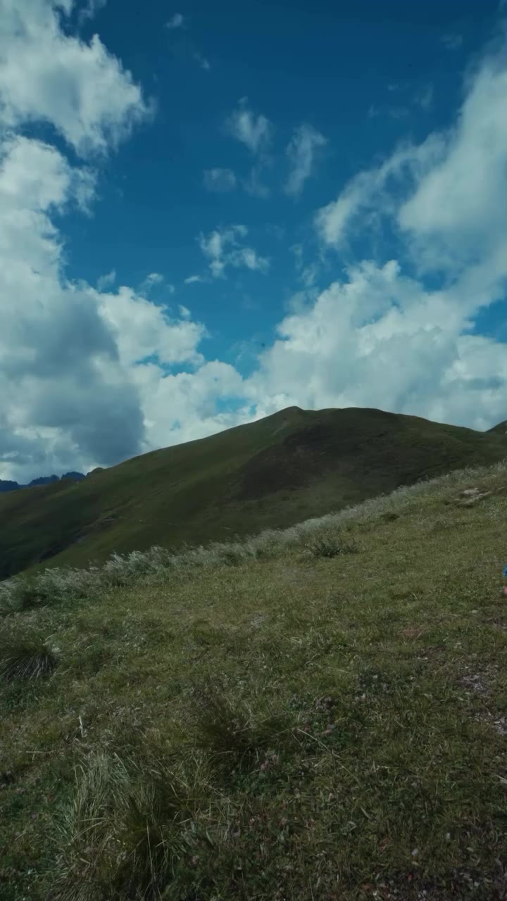 Shared moments in the mountains call for dependable gear. Enjoy the sunshine…
