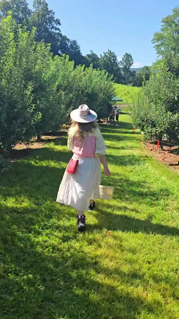 @jetermountainfarm is one of our favorite places to visit when we’re at The…