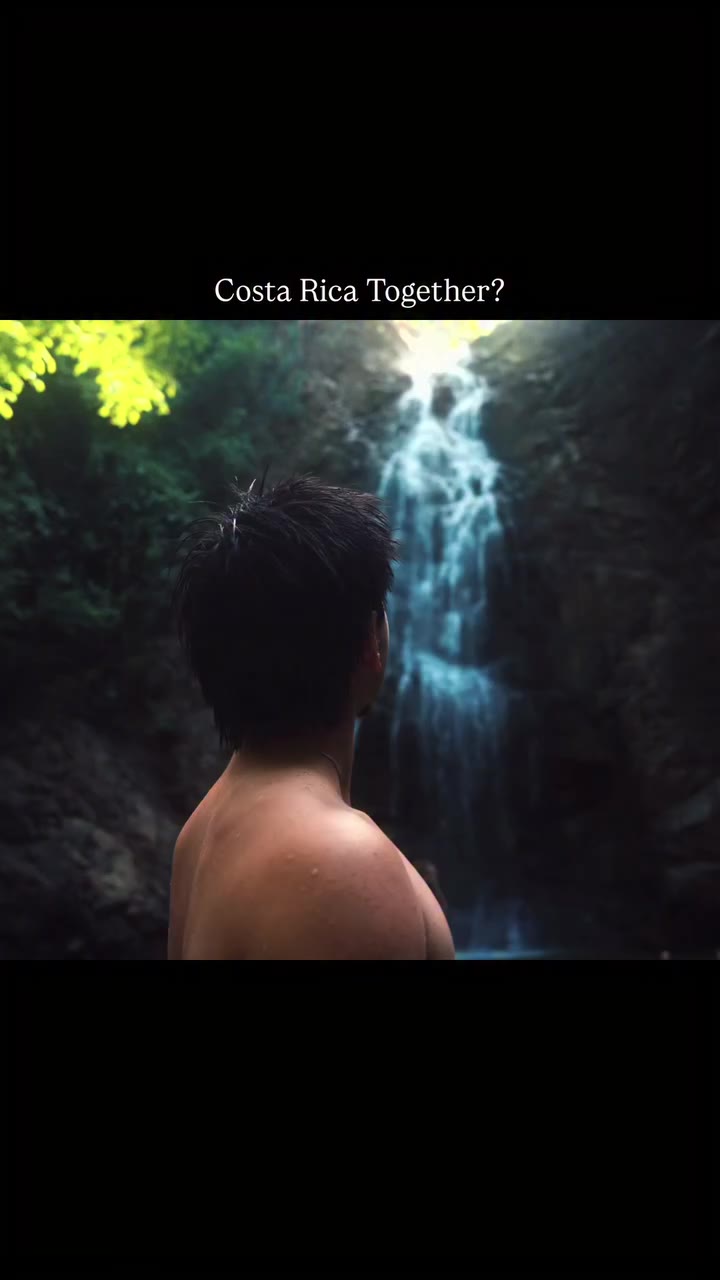 Surfing, meditating, and relaxing with @worldofvaleur in Costa Rica…