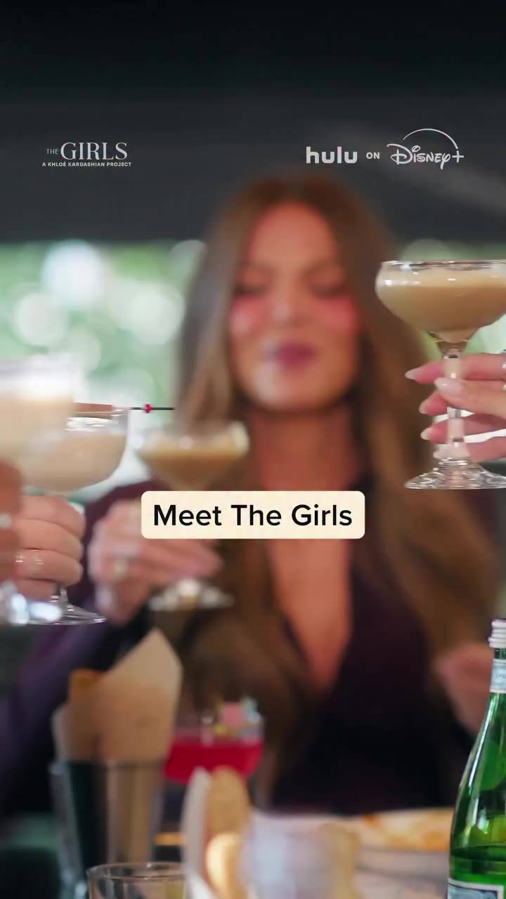 From our cover girl to one of The Girls @justtnic💋And just like that, she’s…