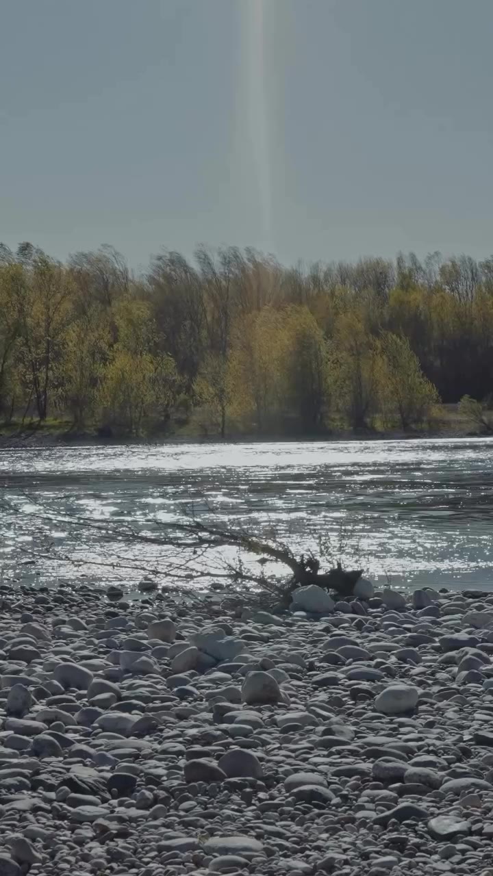 Just water, for a moment. #Laneus #LaneusSS26