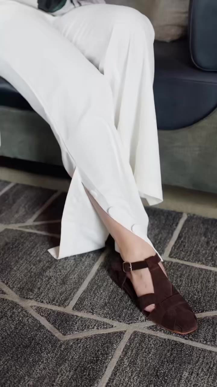 A change of shoes can change everything. 👠 Shop @micheleloprioreus on Level 3.