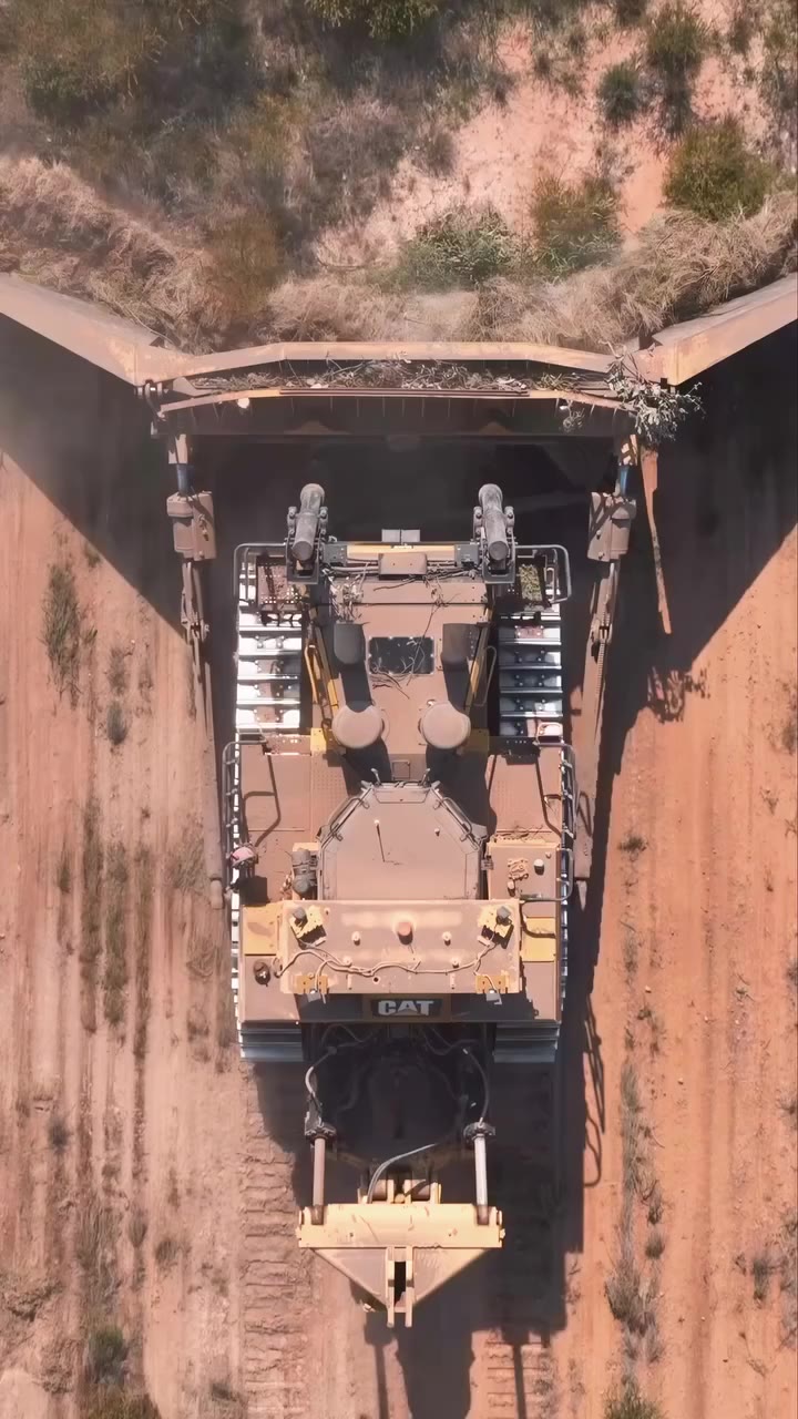 Made for long days and big goals 💪 🎥: @ifilmiron