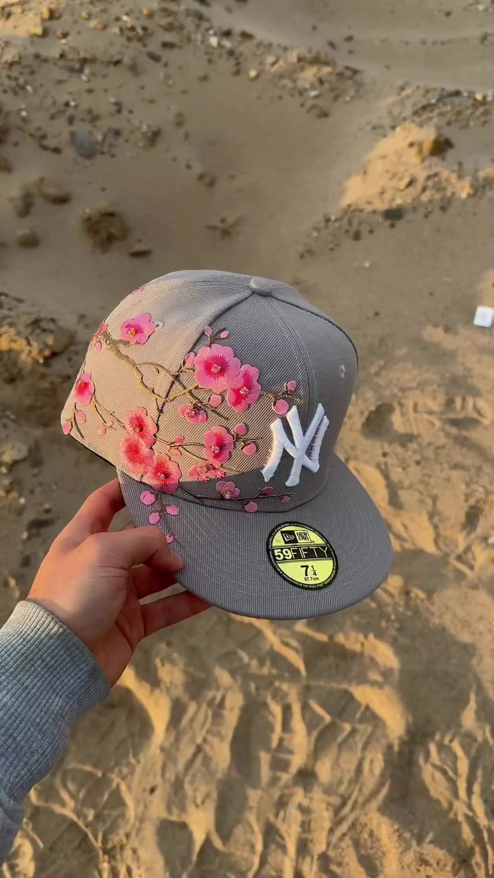 🥇🥇 God bless yall❤️ #customcap #custom #newera #neweracap #custommade