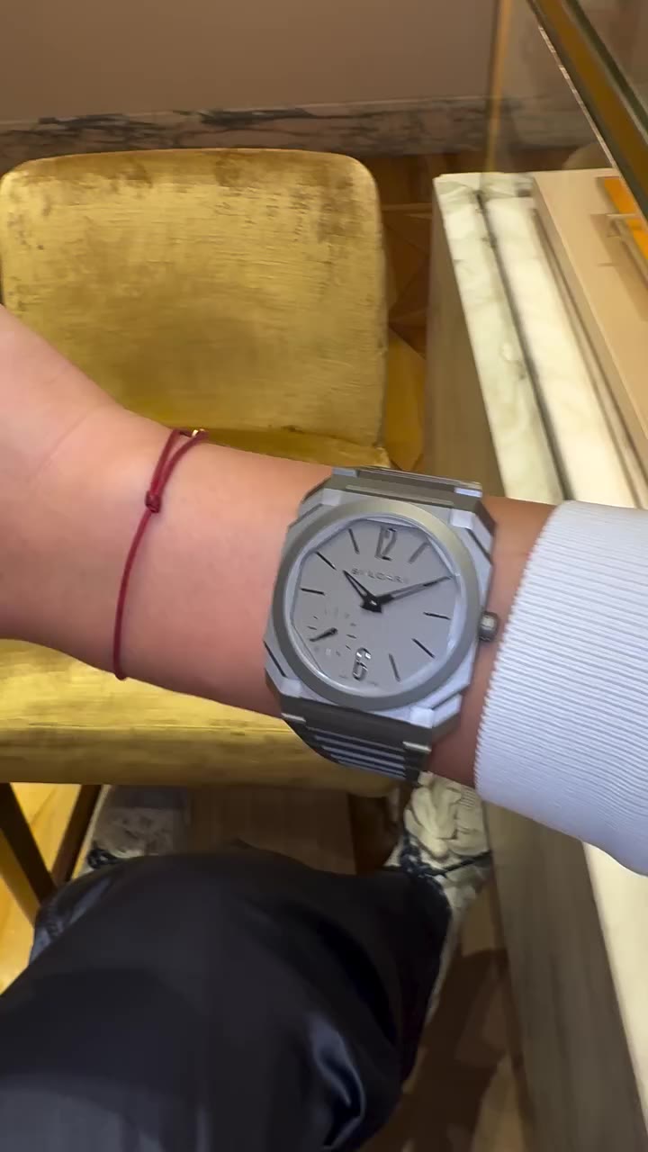 Titanium watch that feels and looks so good, have a look 😍 So light and easy…