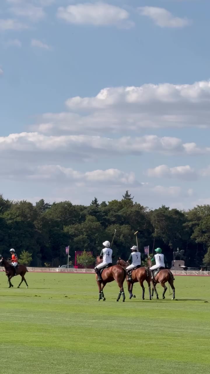 Sunday was spent watching polo at Guards Polo Club 🐎 The Chukka, from our…