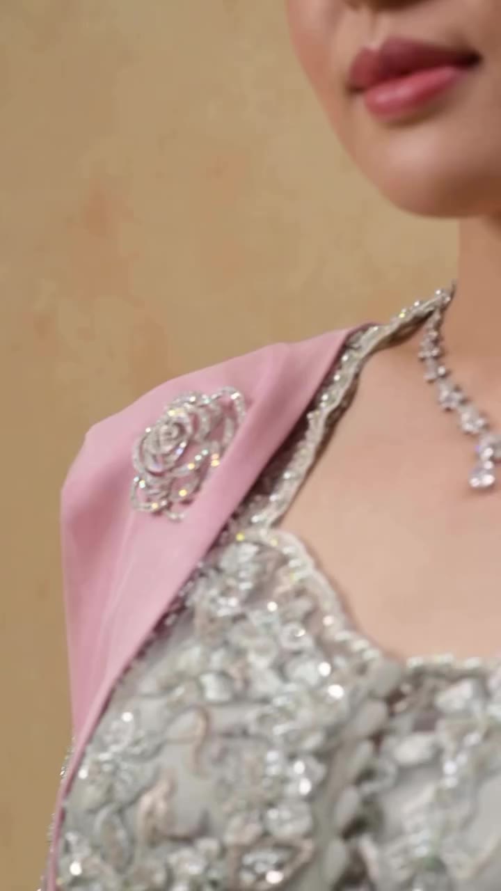 The simplest of all, yet timeless in its own way. A classic mint kebaya…