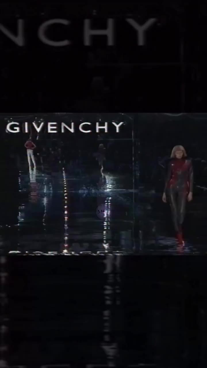 Couture Givenchy by Lee Alexander McQueen AW 1999-00 “Tron” collection…