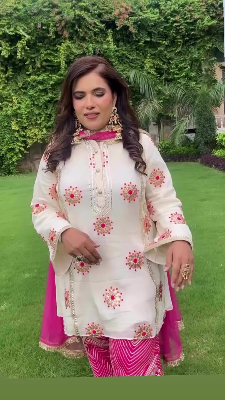 Our co founders @arshiakeswani and @banimluthra are serving looks and…
