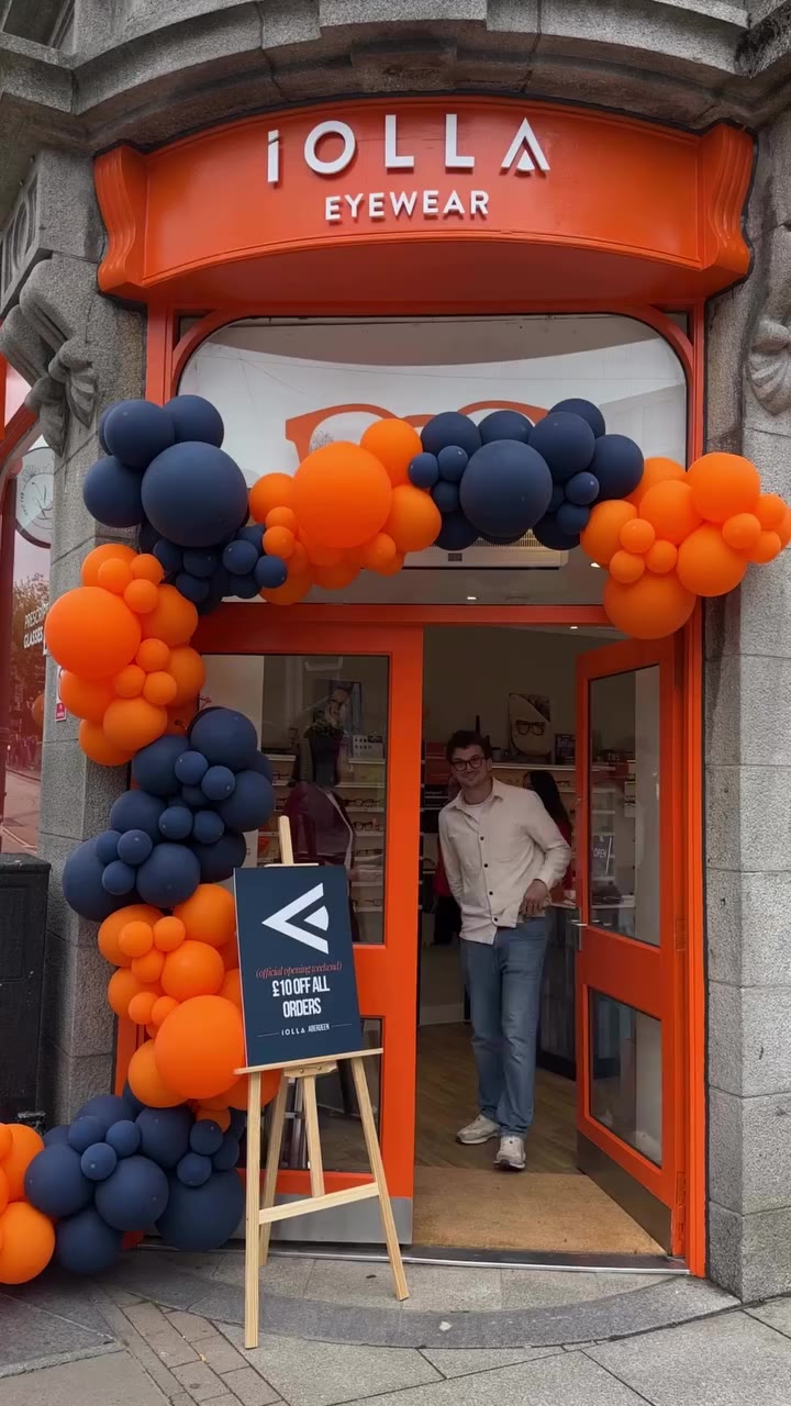 Come away in, we can’t wait to see you🧡 📍where to find us: 1-5 George Street…