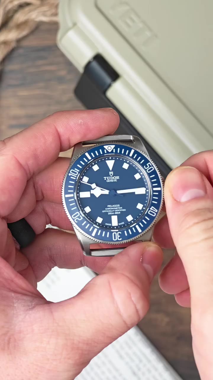 POV - You just found your new favourite strap for the Tudor Pelagos FXD MM!…