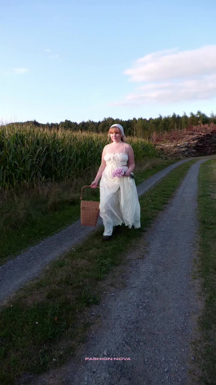 On my way to feed the cows 🤍🌸 @FashionNovaCurve On A Date Flowy Maxi Dress…
