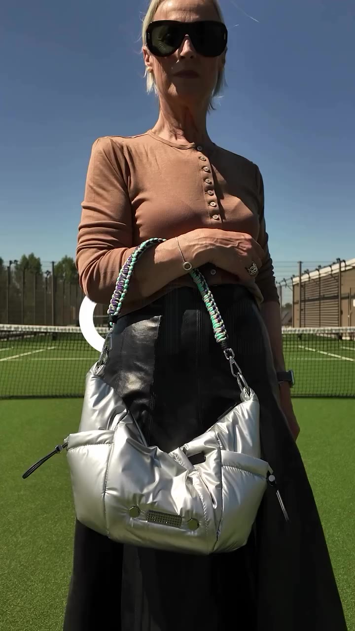 On court, on point. The Citizen now available in Platinium.