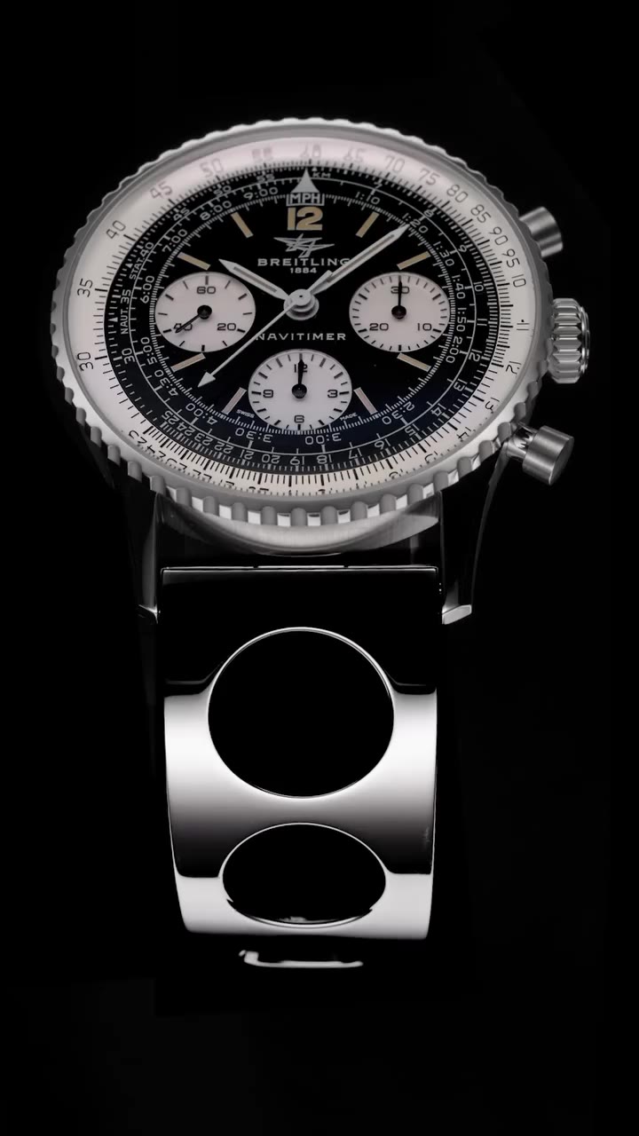 He didn’t follow the rhythm. He created it. The Navitimer B09 Chronograph 41…