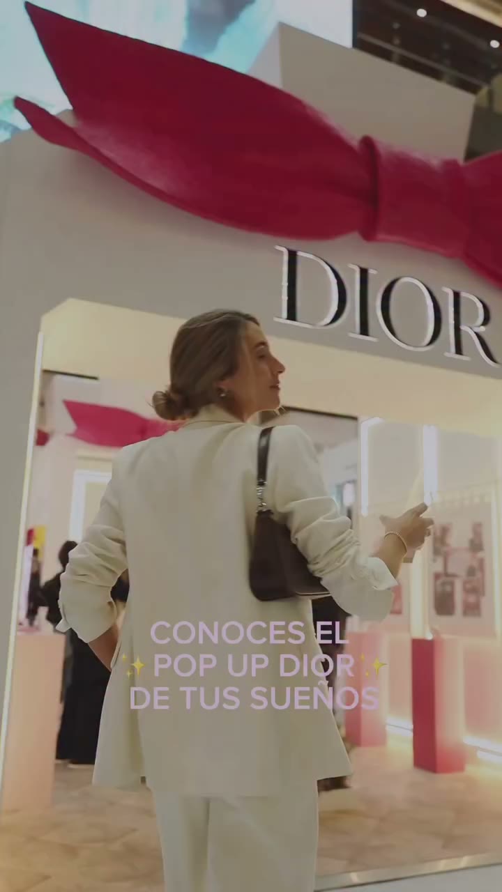 Este lugar es todo lo que está bien!!! @diorbeauty y su universo #MissDior…