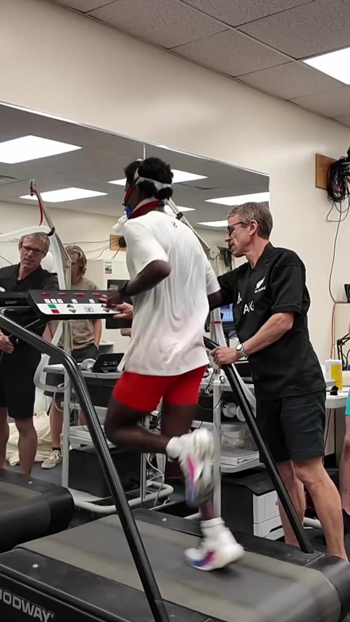 @runnerhabs putting Specter Elite to the test