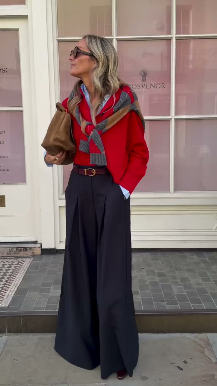 New season with @meandem Beautiful tailoring, clever layering, and plenty of…