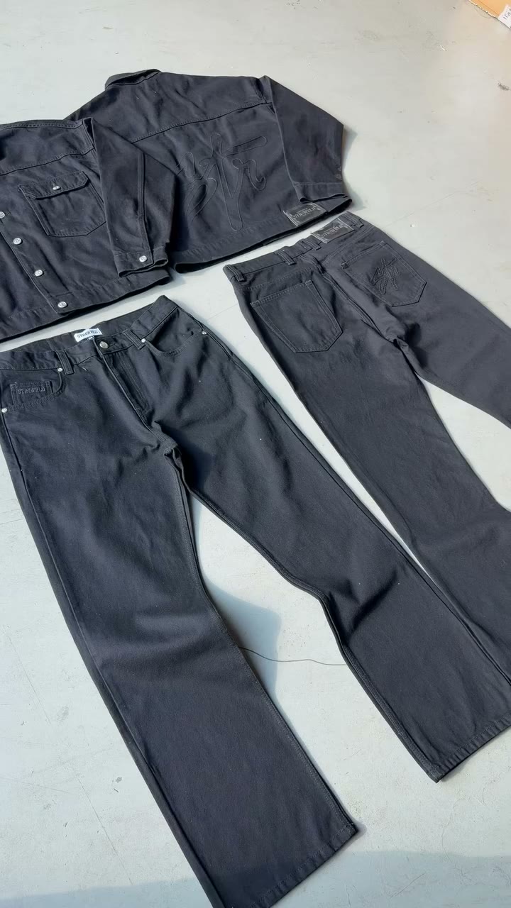 TOMORROW BLACK SET DROP 6PM CET.