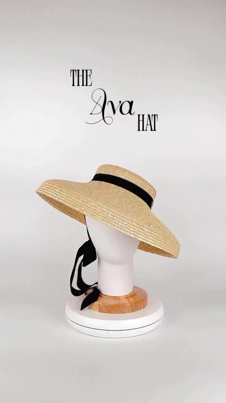The AVA hat 🖤 The kind of piece that changes everything without trying. Made…