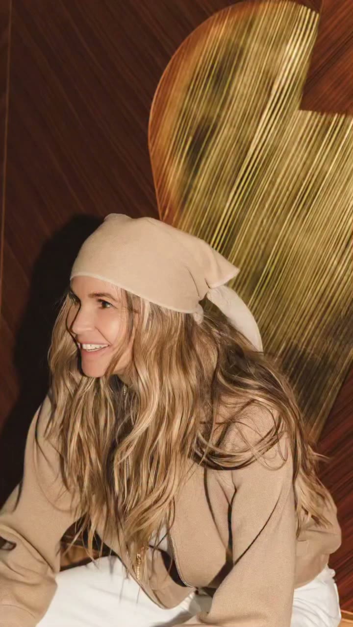 Meet the Baba. Pure cashmere, made in Italy, designed to be worn your way…