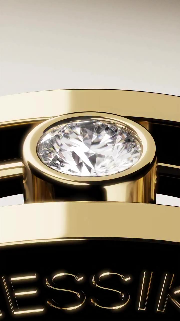 The essence of Move Uno. Whether cast in gold or illuminated in pavé, a single…