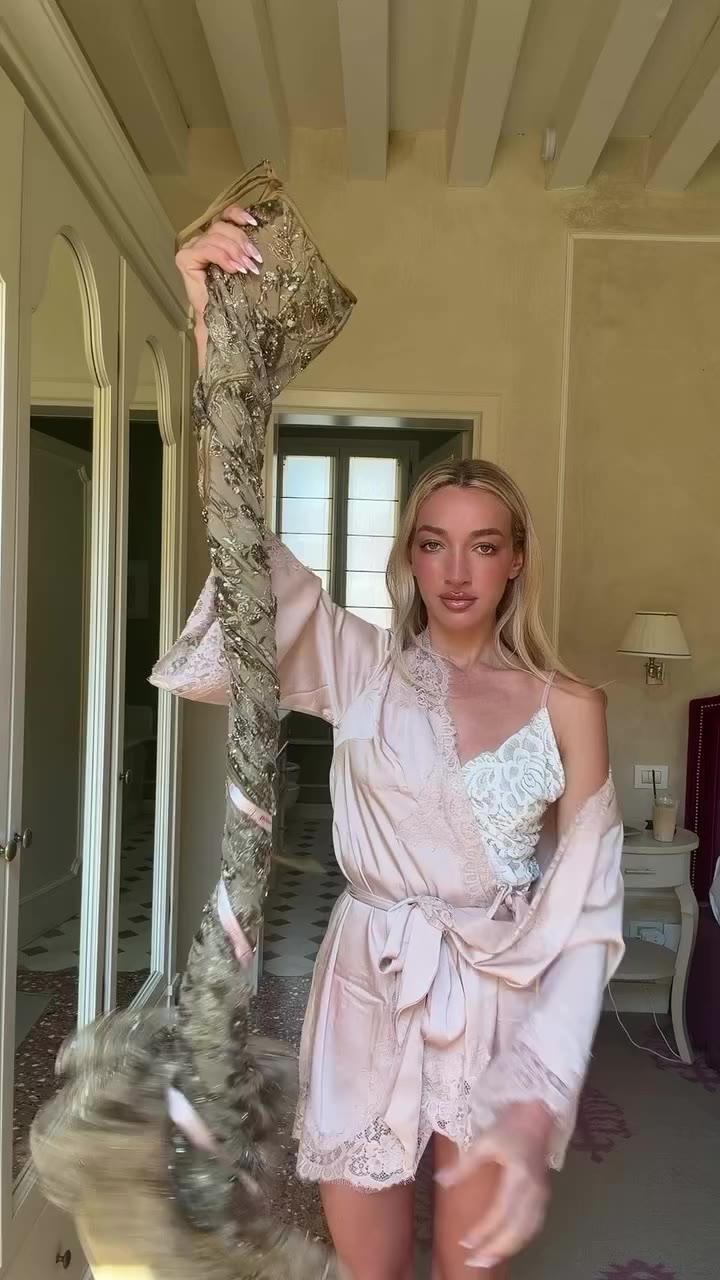 The perfect bridesmaids dress 💚 @houseofcb