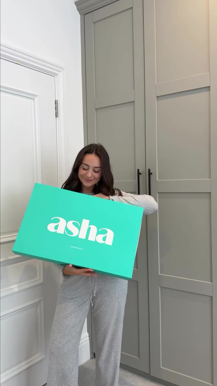 The best deliveries come in teal boxes 🩵