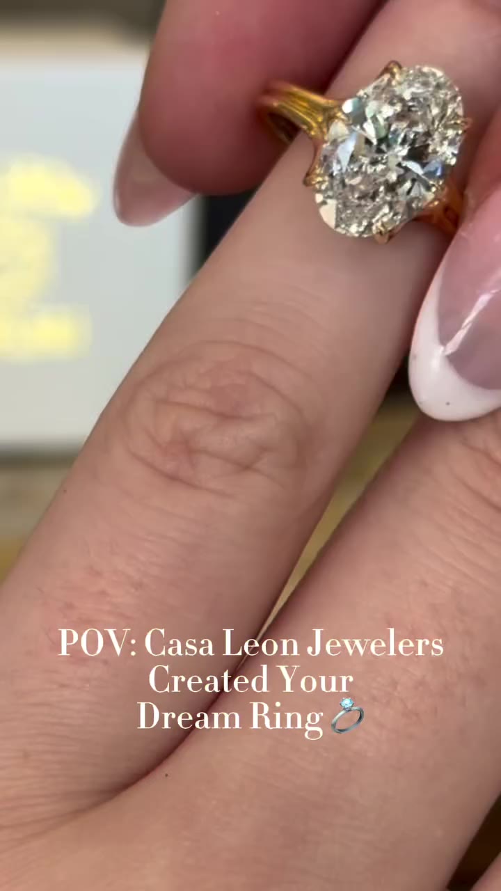 A timeless oval ring, made completely your own. ✨ This stunning 6-prong oval…