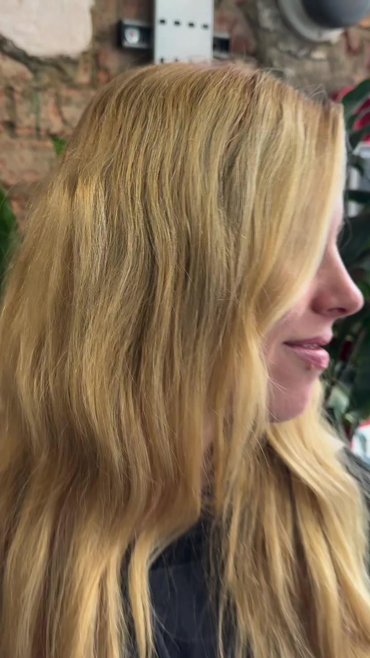 Toni said “make me blonde” and we understood the assignment 🤌🏼✨ A full…