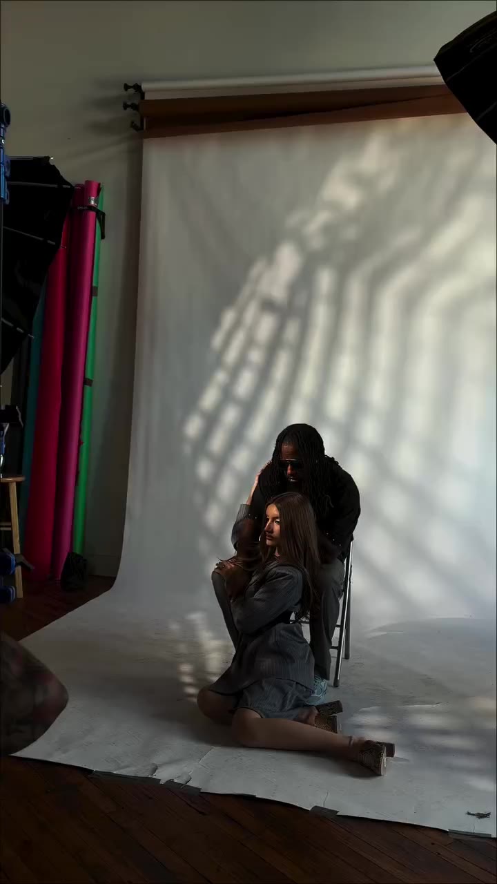 BEHIND THE SCENE 📸: @vi3ions