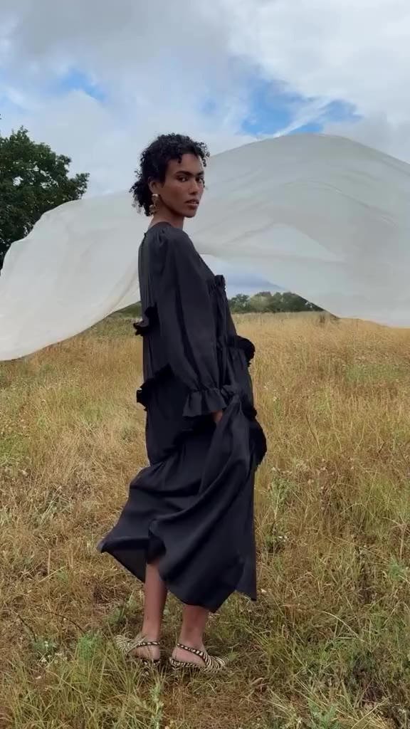 August slipped away and we are ready for autumn in the Hestia Tiered Midi…