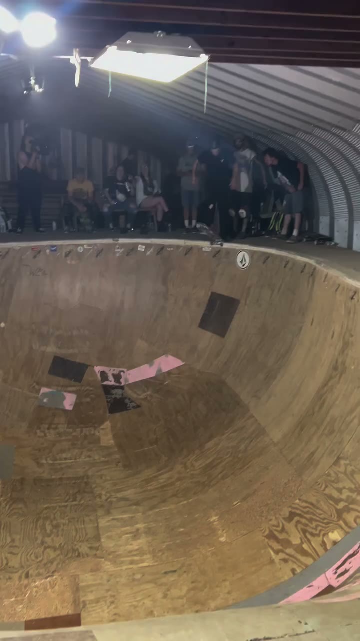 @heroinskateboards tail on the ceiling in the church of Skatin ⛪️ from our…